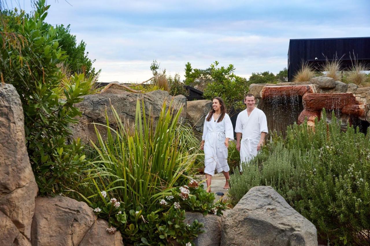 Deep Blue Hotel & Hot Springs Warrnambool Exterior photo